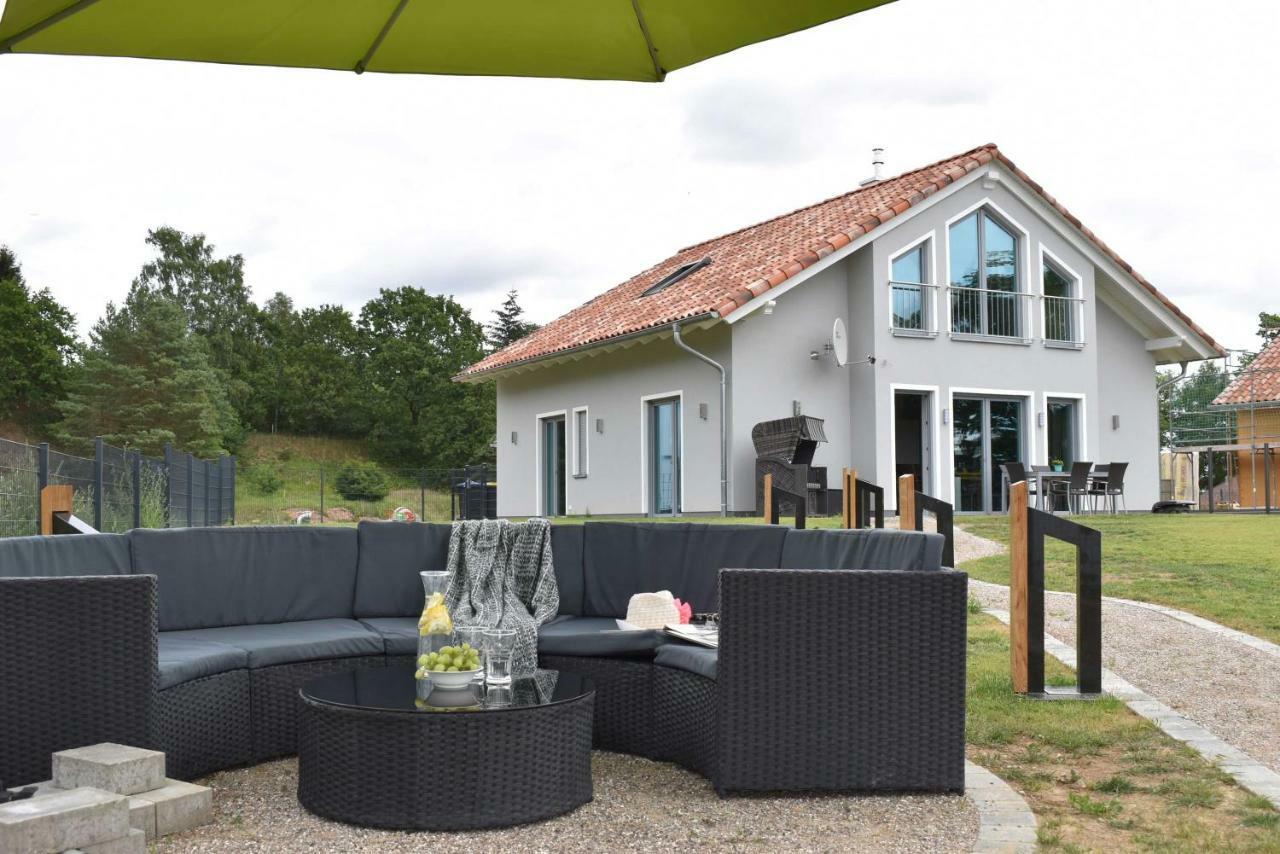 Luxus-See-Domizil Mit Sauna, Kamin Und Boot-130 Qm Fuer 6 Personen Krakow am See Exterior foto