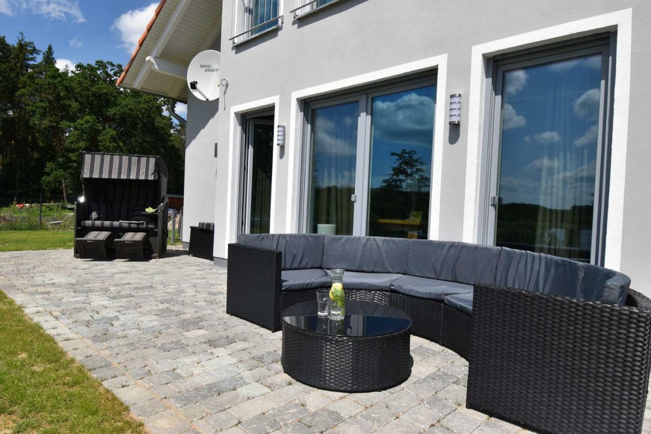 Luxus-See-Domizil Mit Sauna, Kamin Und Boot-130 Qm Fuer 6 Personen Krakow am See Exterior foto